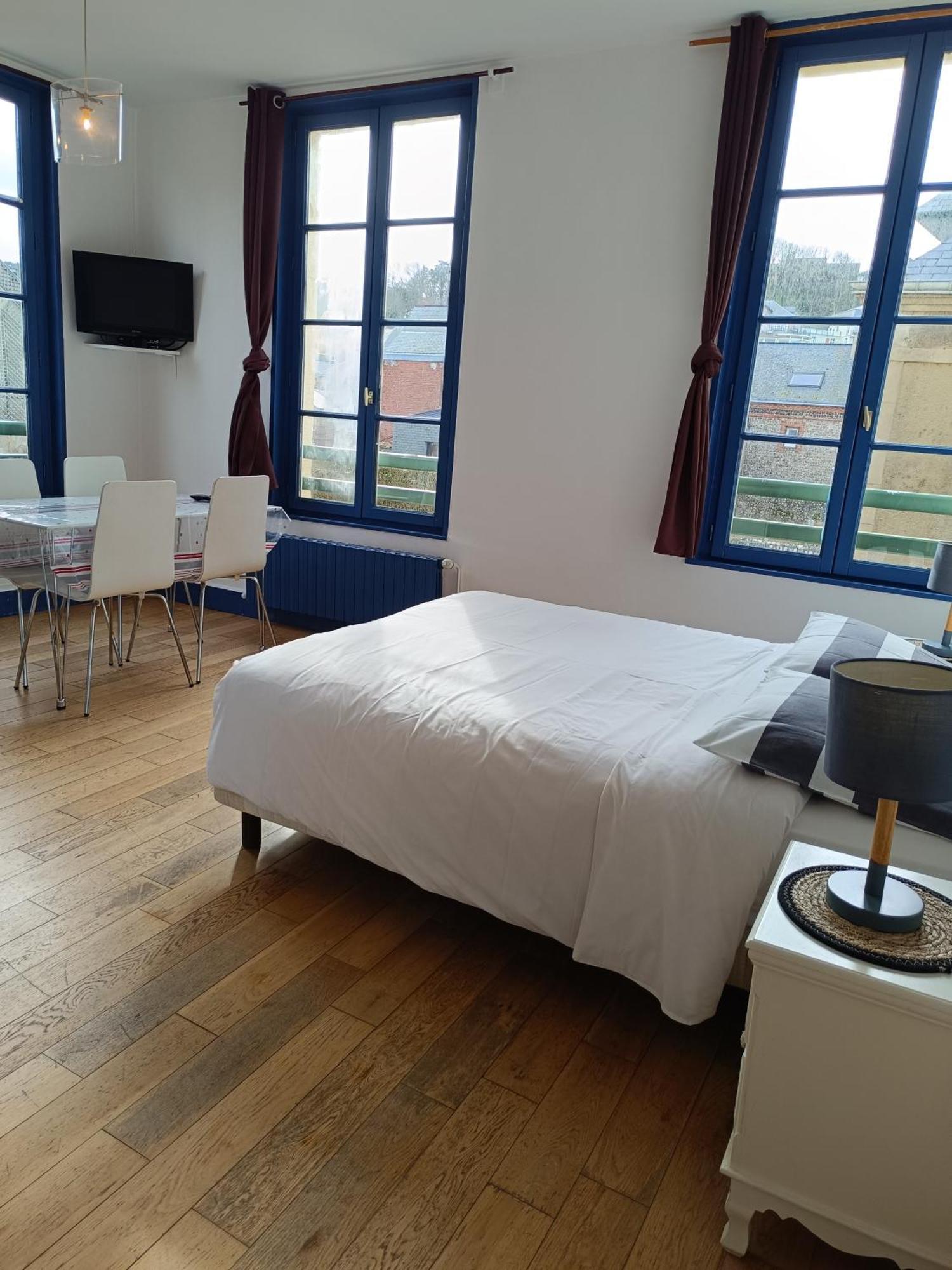 Les Galets Bleus Bed & Breakfast Etretat Room photo